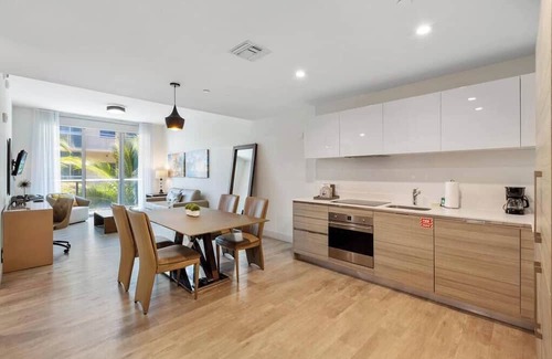 Hollywood Apartment | Amazing condo in Hollywood Beach