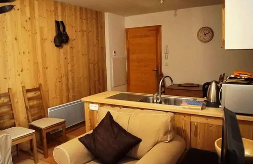 Saint-Sorlin-d'Arves Apartment | Chalets Pierre Aigüe - beautiful apartment, ideal for a couple, 35m2