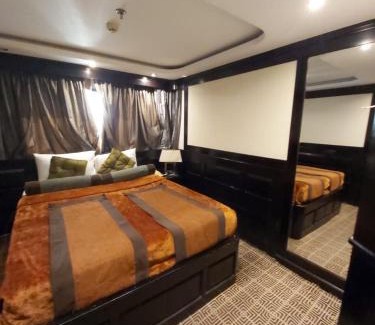 Cairo Boat Rental | نايل كروز نايل سمارت MS River