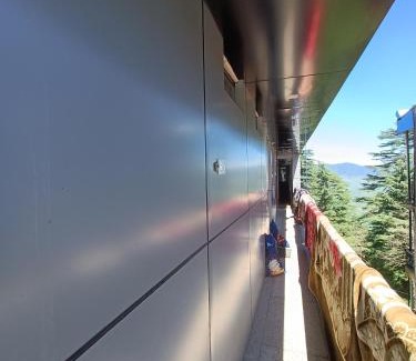 Dhanaulti House | Midway Resturant and Guest house, Dhanaulti