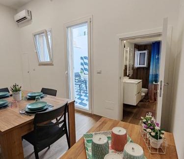 Altamura House | Blue wave