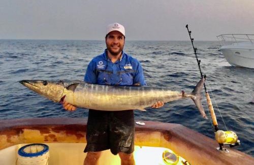 Durrat Al-Arous Boat Rental | Sharmaui