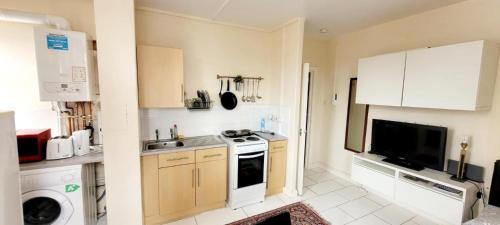 Vincent Square Apartment | Studio Flat in Central London