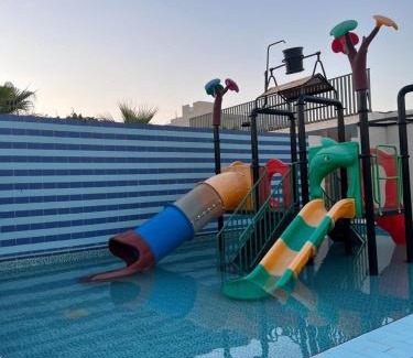 Ar Rass Ski Chalet | شاليه تمارا 1