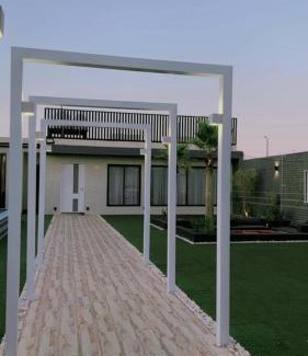 Ar Rass Ski Chalet | شاليه تمارا 1