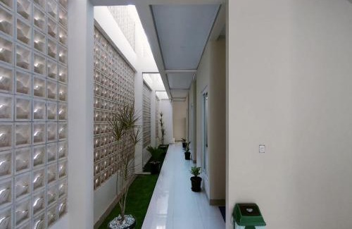 Hargomulyo Hotel | RedDoorz at Araya House Ngawi