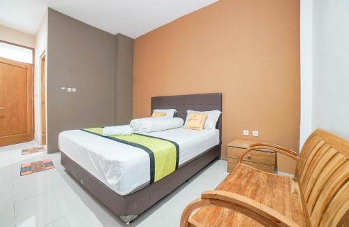 Baturetno Hotel | Blok O International Guest House by MHM