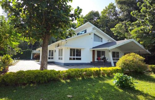 Cherthala House | Choolakadavu