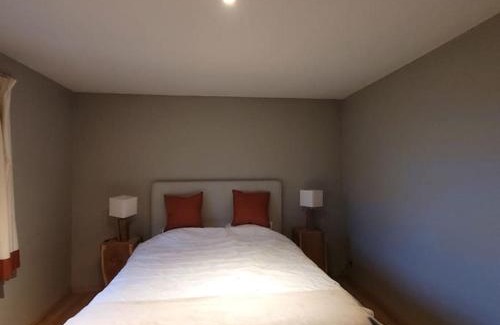 Sainte-Ode House | Les roses de François