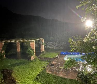 Garibaldi Other | Casa de pedra