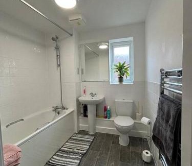 Cranleigh Apartment | Cosy modern apartment Cranleigh