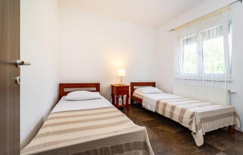 Lovinac House | Holiday Home Mell