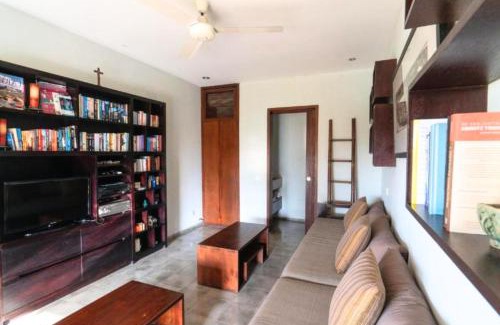 Sambahan Villa | Peaceful 3 BR Private villa Rice field view ZN19