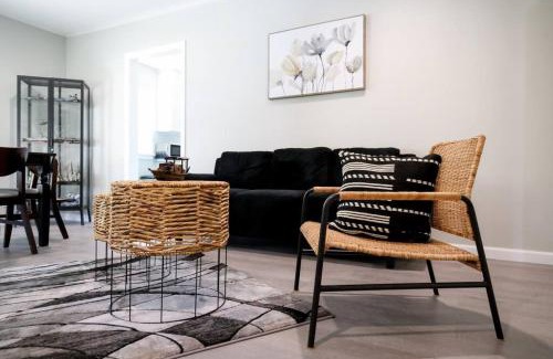 Glendale House | beautiful new 2 bedroom house in Glendale