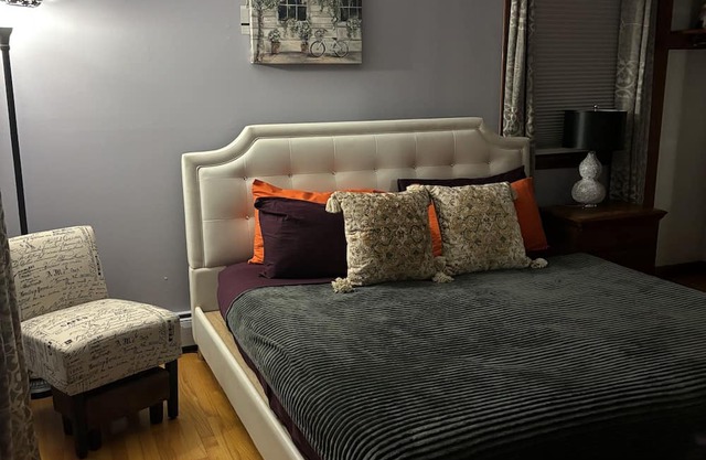 1 King suit available in Guest House quiet & serene