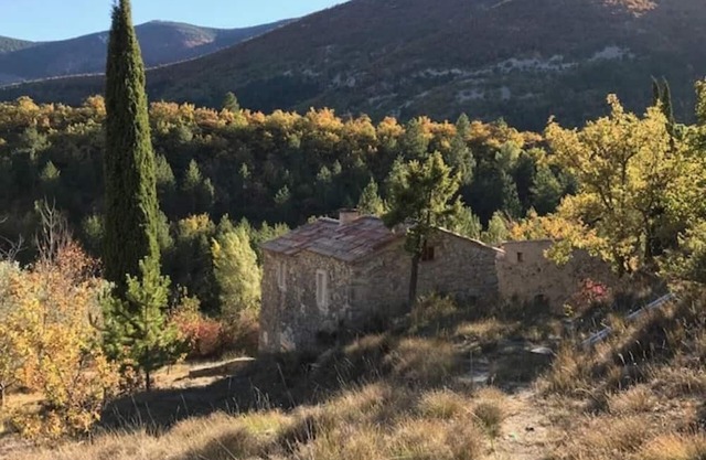 Holiday Home 'Les Eyssaux En Baronnies' with Mountain View, Private Terrace and Wi-Fi