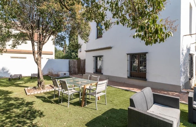 Apartment in a restored mansion in Granada.
