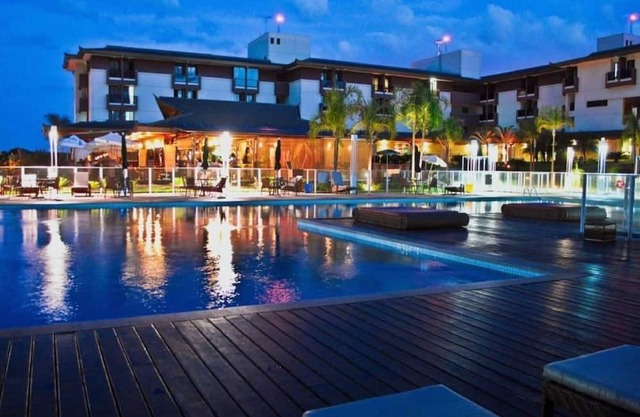 Flat no Life with spectacular lake view