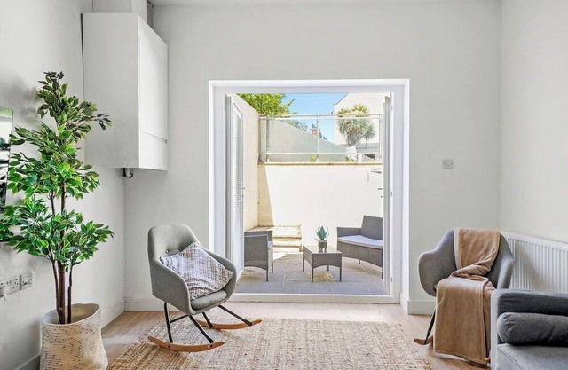 Exquisite Scandi Gem of Bristol - Sleeps 6