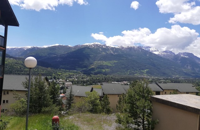 App 2ch with view - Barcelonnette - mountain- relaxation- ski - hike - mountain bike -