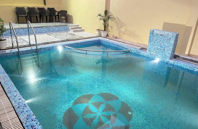 Charming 2-bedroom villa in pleasant Udaipur with Private pool AC, WIFI