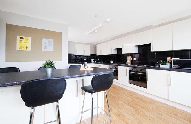 Modern Ensuite Student Accommodation: Comfort and Convenience at Your Doorstep!