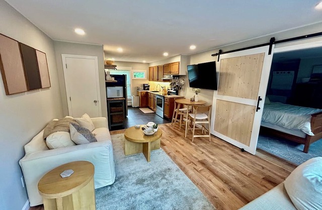 One Bedroom in Windham, NH