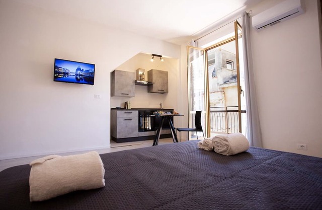 Apartment in Monreale with 0 bedrooms sleeps 2