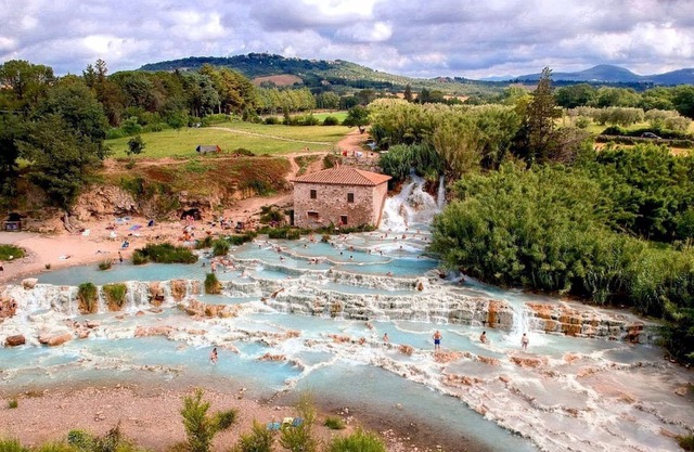 Romantic tuscan tower house for 2