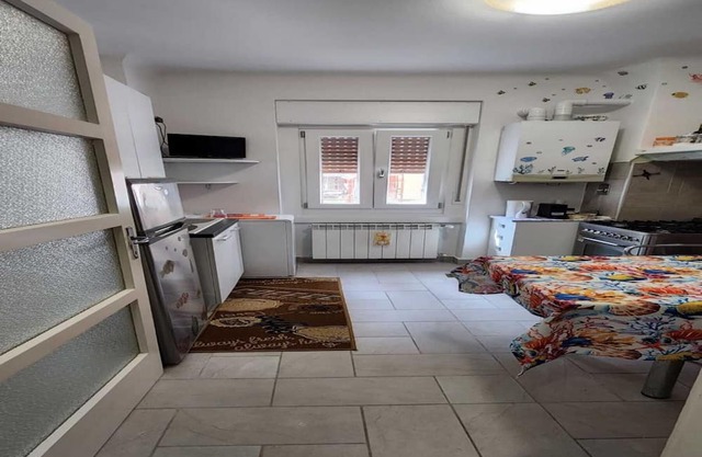 Apartment 'Gabbiano Felice' with Wi-Fi and Air Conditioning