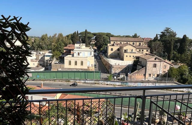 Apartment 'Whitecate - Attico A Roma' with Private Terrace, Wi-Fi and Air Conditioning