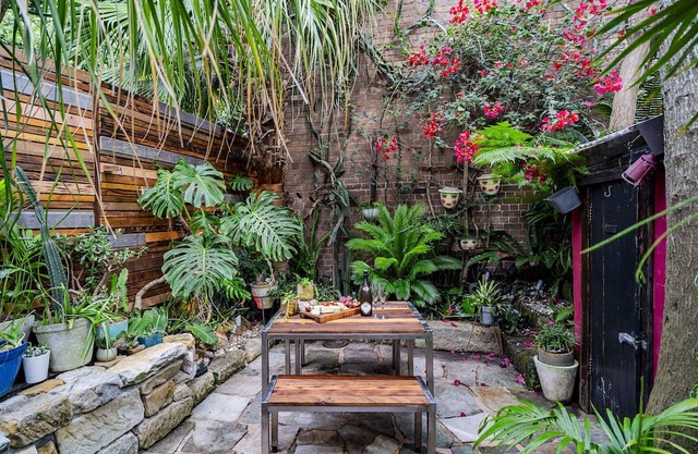 Sydney Stone Cottage With Garden Oasis- Redfern