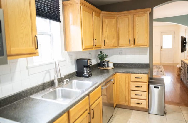 2 Bed | 1 Bath | Pet Friendly Apartment