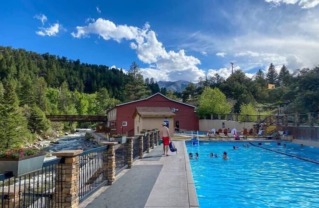 Black Bear Lodge 2 Su