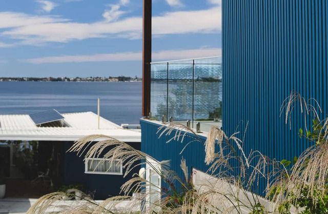 Welcome to Blue Bungalow, a 2 bedroom cottage with waterfront access.