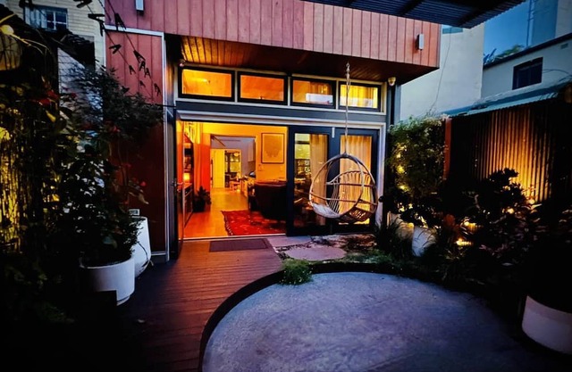 The Modern Botanist Newtown IH