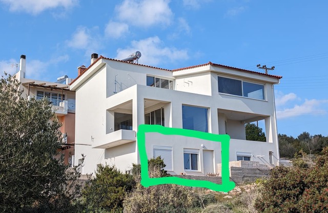 Vasiliki Studio, close to airport and expo metropolitan, seaview