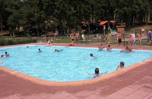 Camping 3 étoiles - Piscine - eeefic