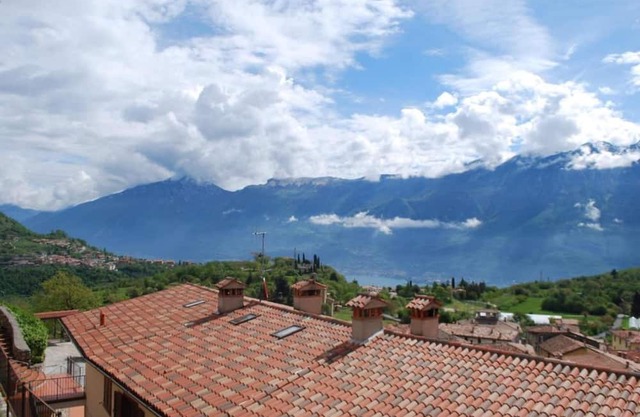 Apartment 'Angelica 5' with Lake View, Private Garden and Wi-Fi