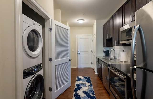 Luxury rental in downtown Patchogue central to lounges, bars, restaurants, banks