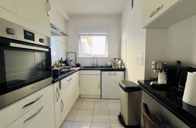 Comfortable apartment at Porte de Saint-Cloud