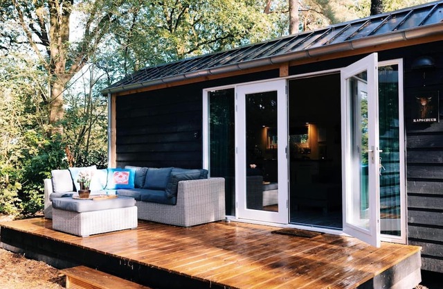 Tiny Huisje op een Leuke Niet Massale Camping