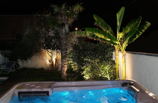 Unique! Jacuzzi Privé en Plein air 35°c Villa