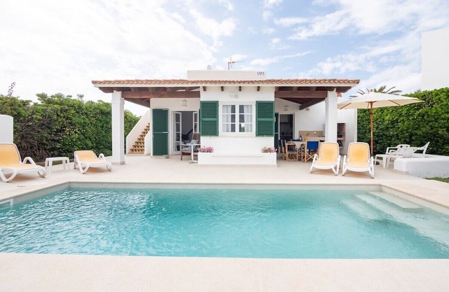 Villa 'Faro 2 Sea and Sunset Views' with Private Pool, Wi-Fi and Air Conditioning