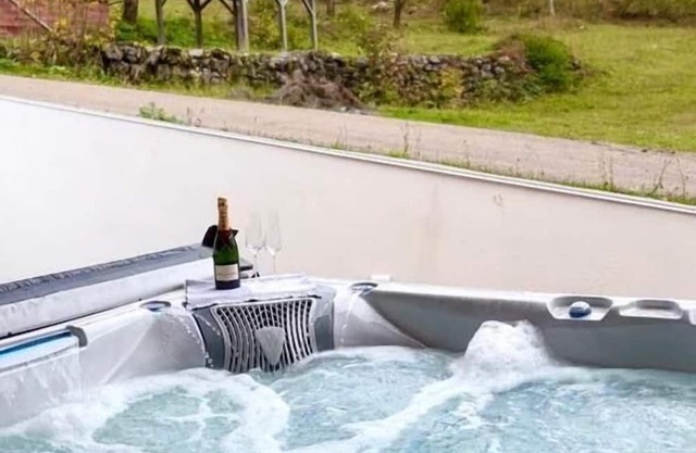 Holiday house Krasno for 1 - 5 persons with 2 bedrooms - Holiday home