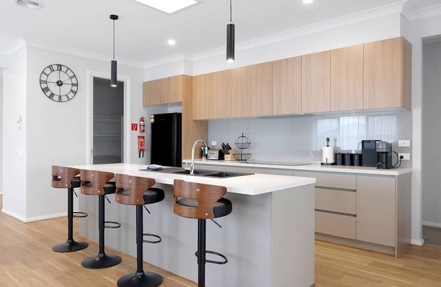 Seascape Views in Coronet Bay