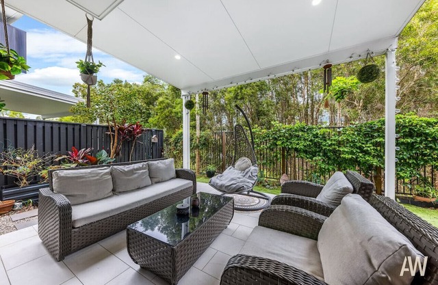 4 Bedroom Luxury Townhouse