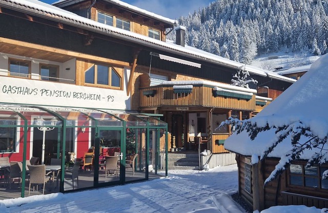 Komfortzimmer 4 - Gasthaus Pension Bergheim