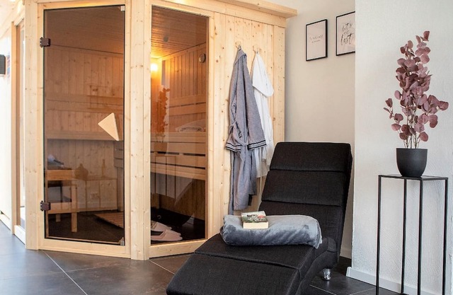 Holiday apartment Emmerich for 1 - 4 persons with 2 bedrooms - Row house