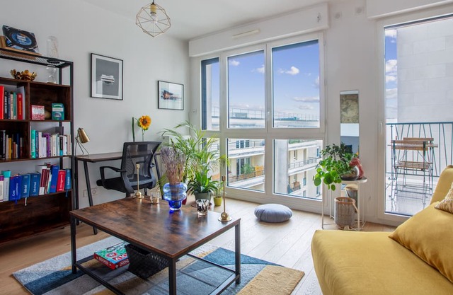Cosy and bright T2 with balcony in Clichy - Welkeys